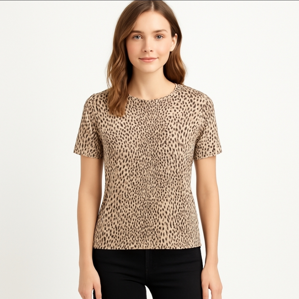 August Silk Knits Leopard Print 100% Silk Short Sleeved Sweater Sz L